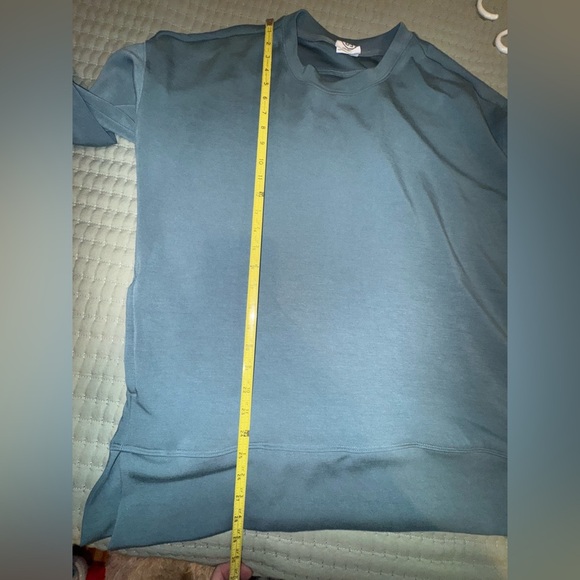 Sage Collective woman’s oversized crew neck teal-ish Blue Sweatshirt Sz L EUC - Picture 6 of 13